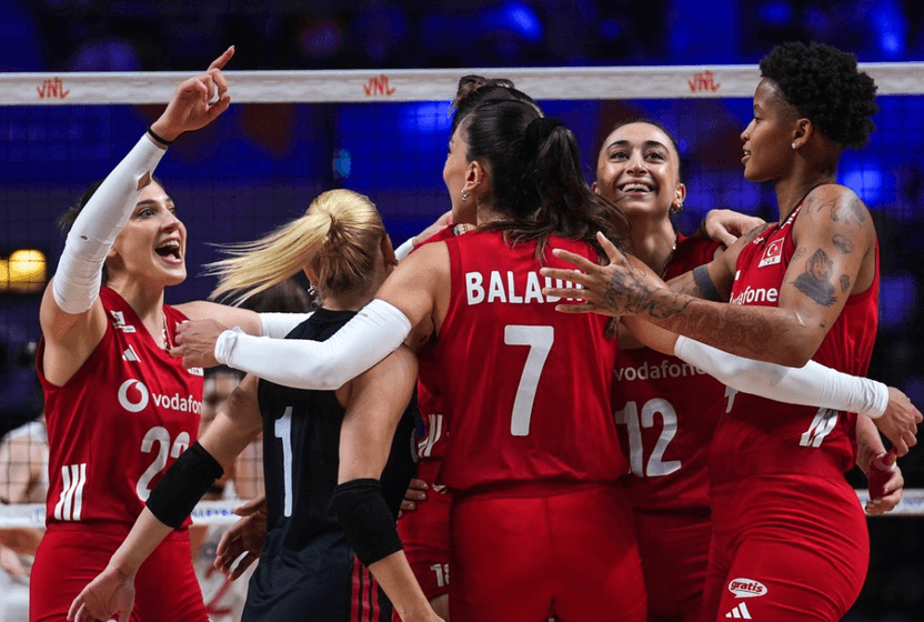 Filenin Sultanları finalde: Çin karşısında set vermeden zafer