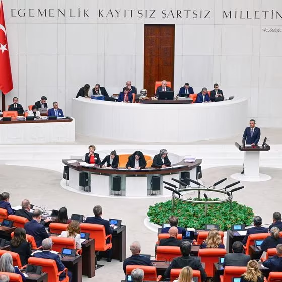“Çerçeve yasa” 467 kabul, 87 retle Meclis’ten geçti