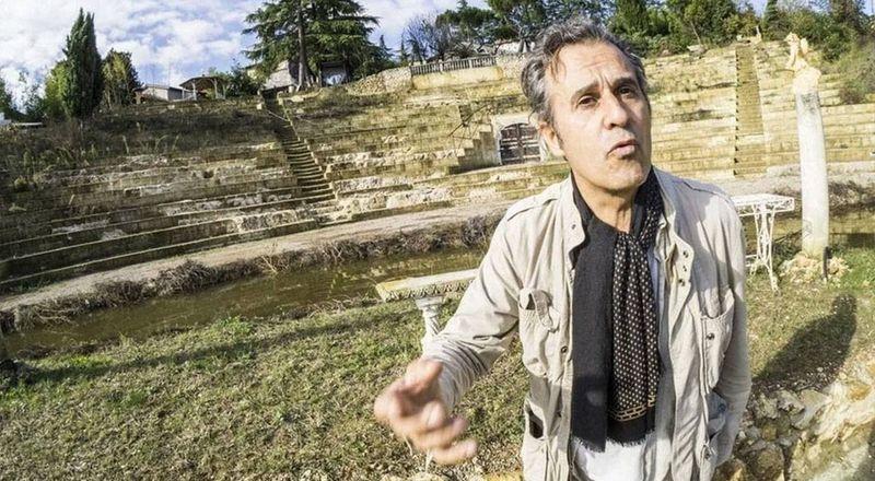 Hayalî etkinlikler, sahte manzaralar, on yıllık antik tiyatrolar: Turizmde sahtecilik nasıl yükseliyor?