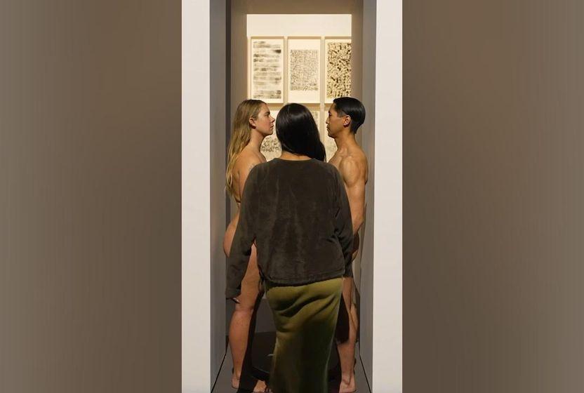 bir-abramovic-sergisinin-cagristirdiklari-insan-kendisiyle-ne