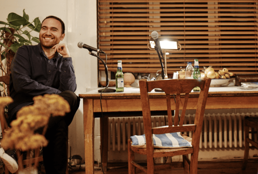 muzisyenler-guclerini-help2de-birlestirdi-muzik-hala-dunyayi-fc5