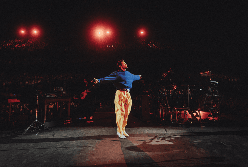 kiss-all-the-time-disco-occasionally-harry-stylesin-disko