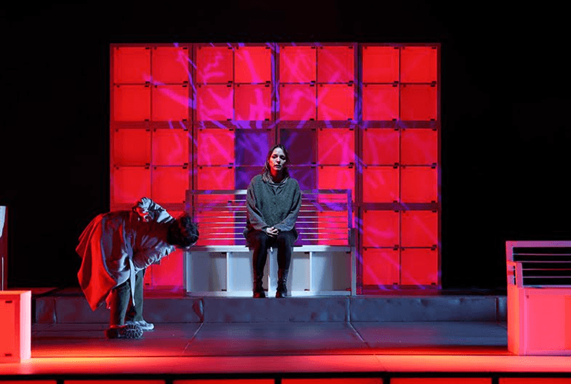 sahnedeki-kadin-oykuleri-8-marta-8-kadin-oyunu