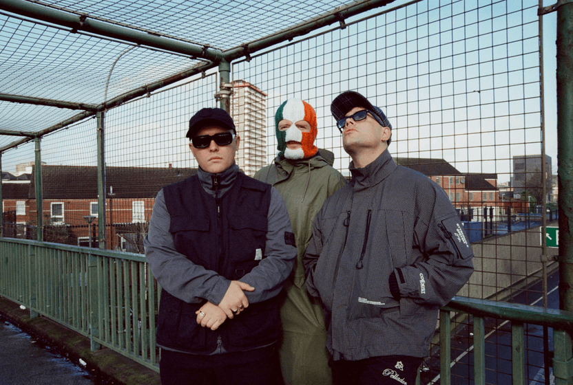 kneecap-ancak-ayricalikli-insanlar-siyaseti-muzikten-uzak-tutun