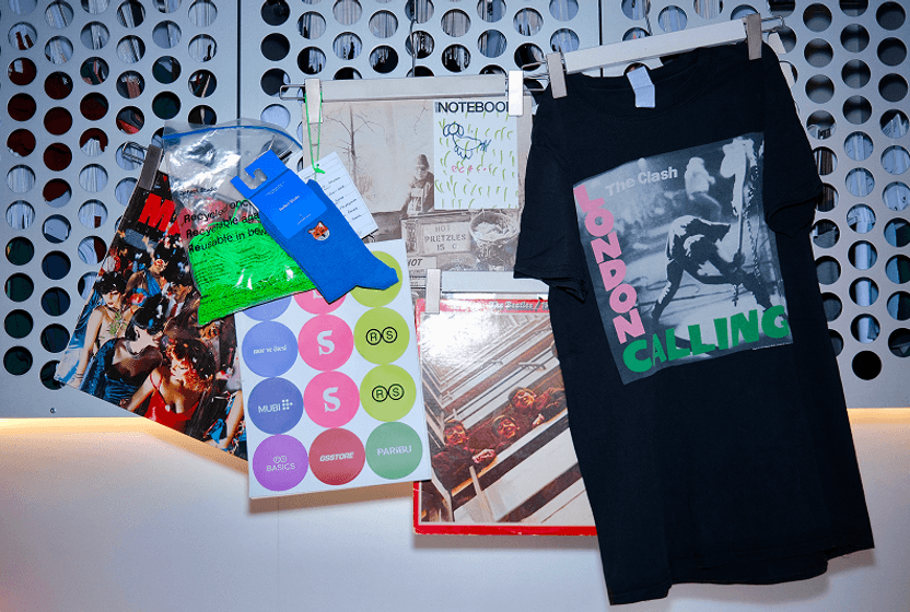 merch-kulturu-incelemesi-soyut-dunyamizin-somut-yansimalari