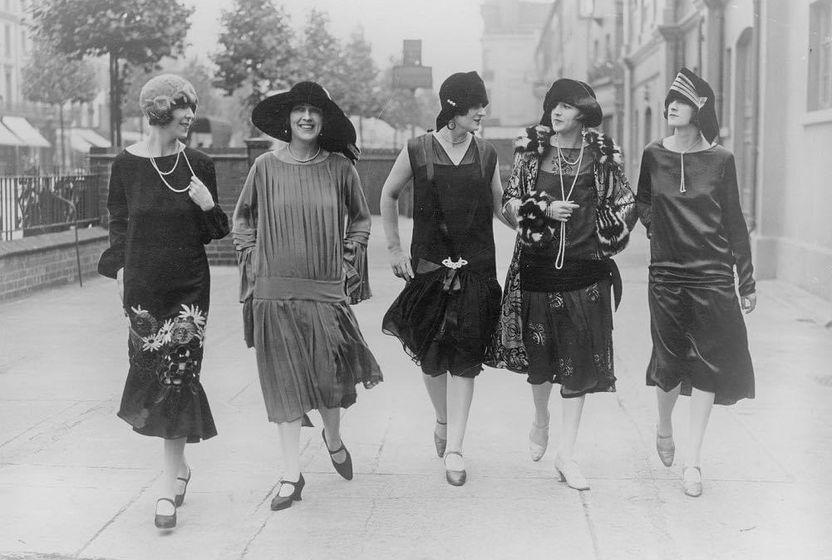 algoritma-zamaninda-moda-icinde-yasadigimiz-cagin-ortak-estetik