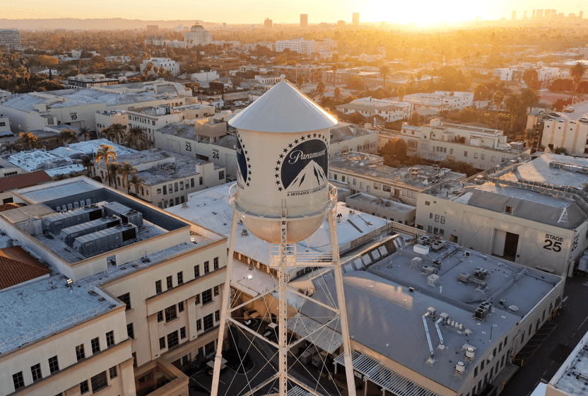 Paramount'un Warner Bros'u satın almasına 12 eyaletten fren girişimi