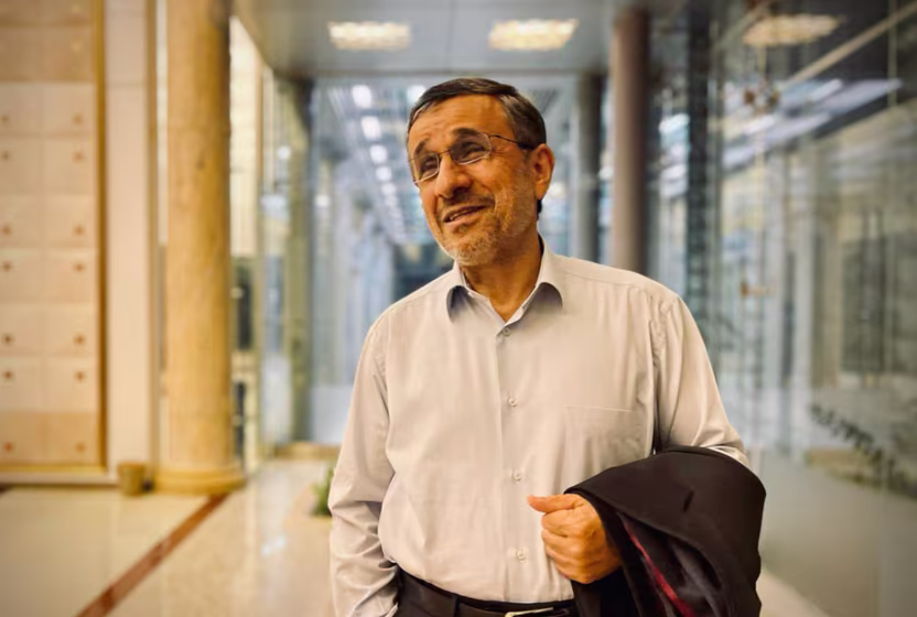 Mahmud Ahmedinejad: Sert çıkışları, pragmatizmi ve çelişkili itirazlarıyla sıradışı bir siyasetçinin portresi