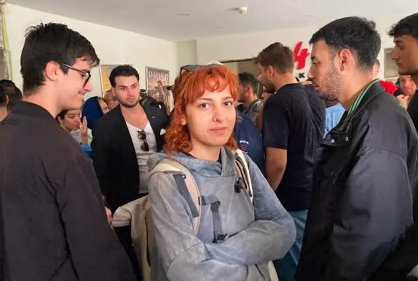 Görünmeyene ulaşmak için görünmez olanlar: Gazetecilikte kimlik gizleme yöntemi